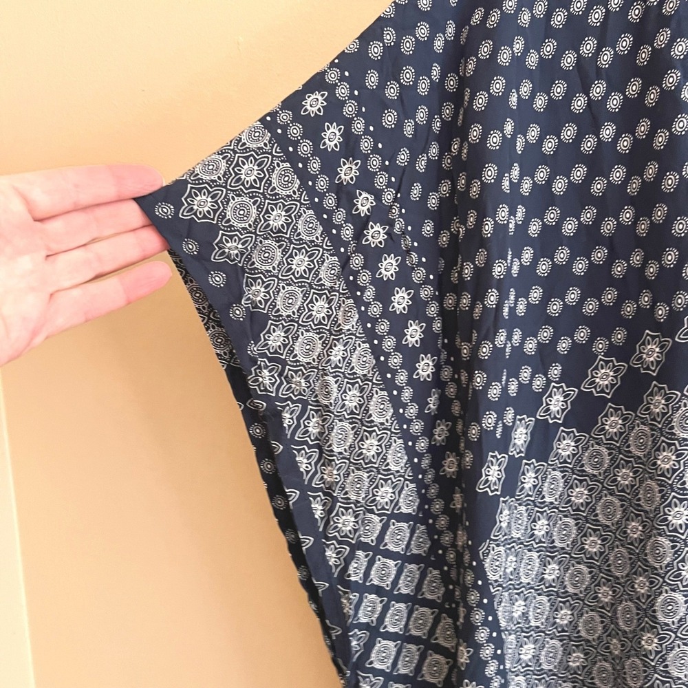 LOFT Navy Blue White Bandana Patchwork Tile Print Kimono Cardigan Open Front M/L - Picture 5 of 9